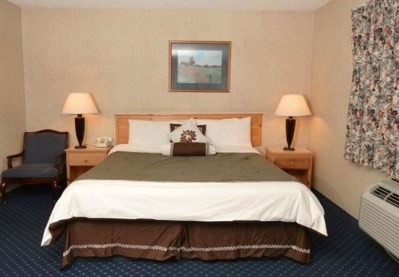 Econo Lodge Inn & Suites Central Medford Exteriör bild